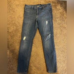 Hollister 9 Short High Rise Jegging